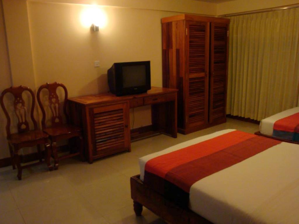Emerald City Hotel Siem Reap Room photo